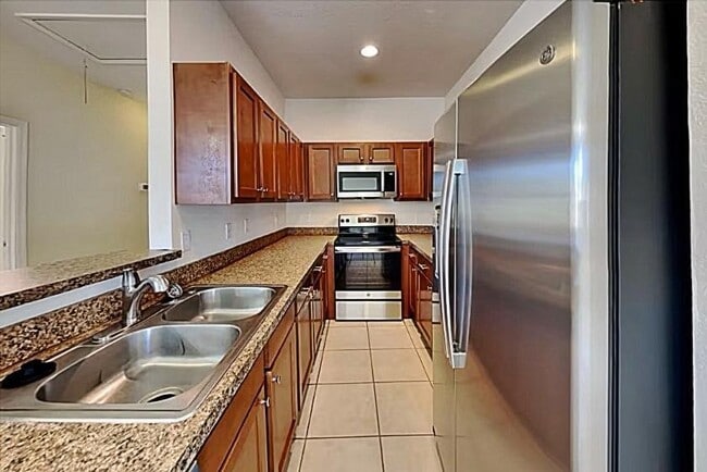 Foto del edificio - 17364 Barbara Dr