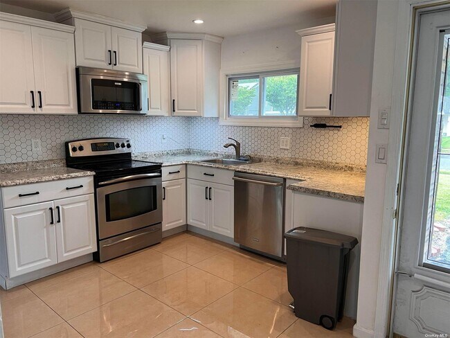 Foto del edificio - 87 Greenbelt Ln