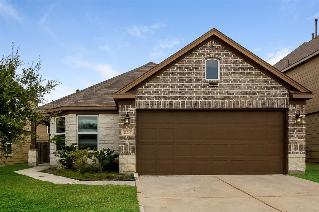 Primary Photo - 21230 Fox Branch Trail