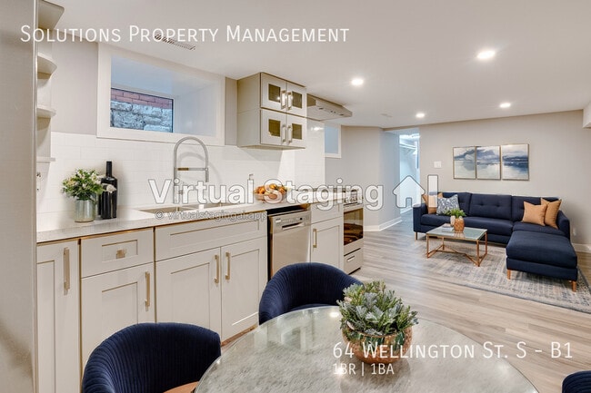 Photo du bâtiment - Newly Renovated Basement Unit