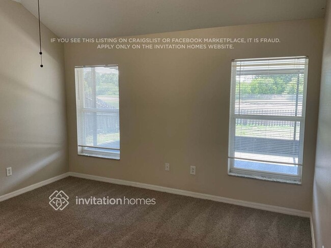Building Photo - 713 Cristelle Jean Dr