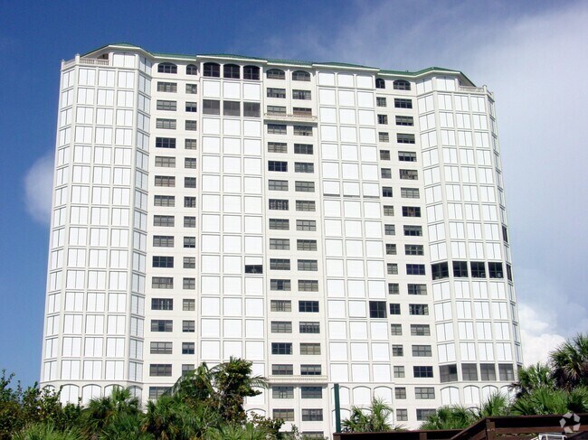 West facade from Vanderbilt Beach - Carlysle At Bay Colony