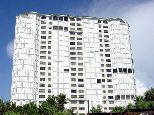 West facade from Vanderbilt Beach - Carlysle At Bay Colony