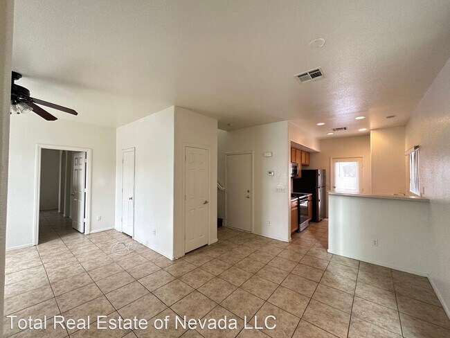 Foto del edificio - 3 br, 2 bath House - 9824 Overlook Ridge Ave.