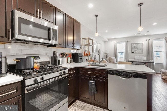 Building Photo - 834 N 19th St