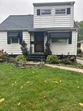 Building Photo - 15914 Bryce Ave