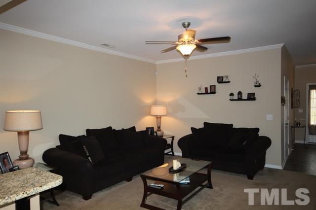 Foto del edificio - 9816 Precious Stone Dr