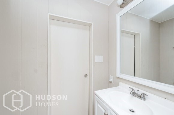 Building Photo - 7701 Carleton Dr