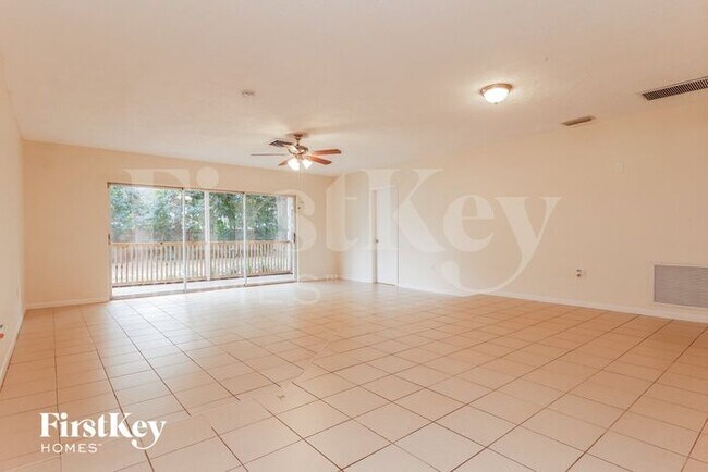 Foto del edificio - 6910 297th Ave N