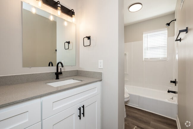 2BR, 1BA - 845 SF - Bathroom - 87th Street Apartments