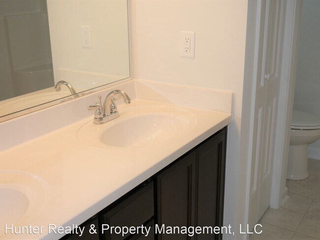 Building Photo - 3 br, 2.5 bath House - 5751 Midstream Circle