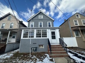 Building Photo - 21 Talmage Ave