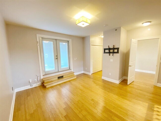 Foto del edificio - 261 Grand St