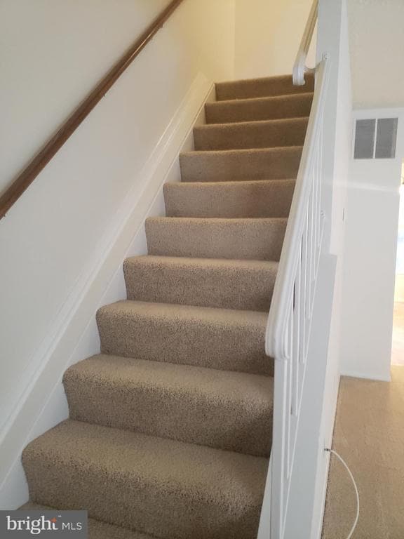 Building Photo - 923 Pentwood Ct