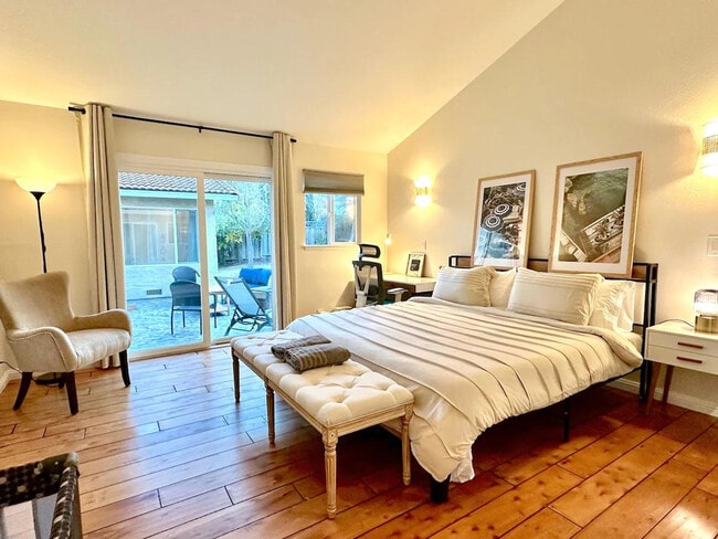 Building Photo - 6505 Skyfarm Dr