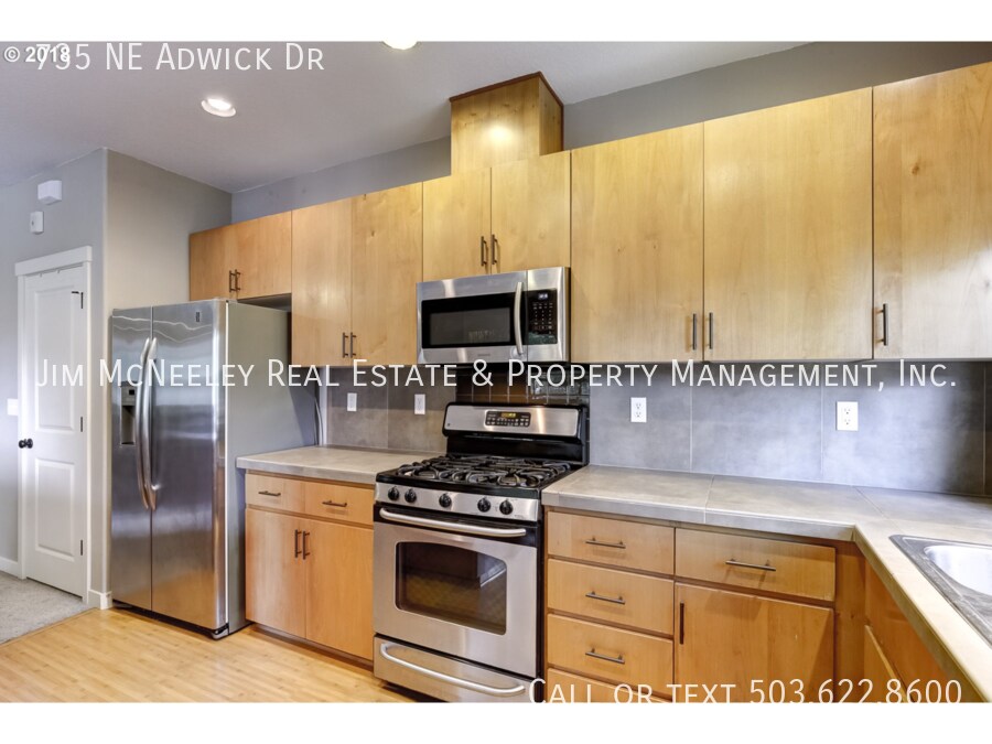 Primary Photo - Fantastic Condo near Intel, Max! All the a...