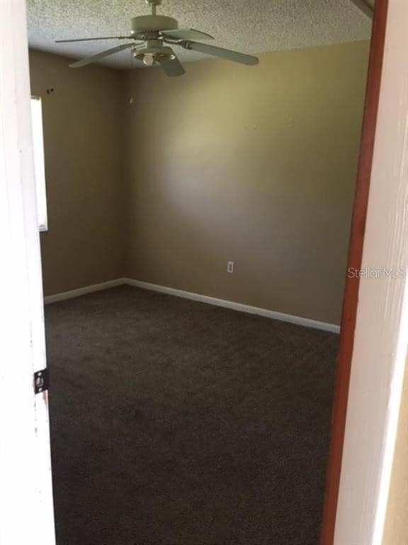 Building Photo - 945 Fox Lake Dr