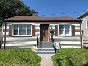 Building Photo - 1603 Sewall Ave