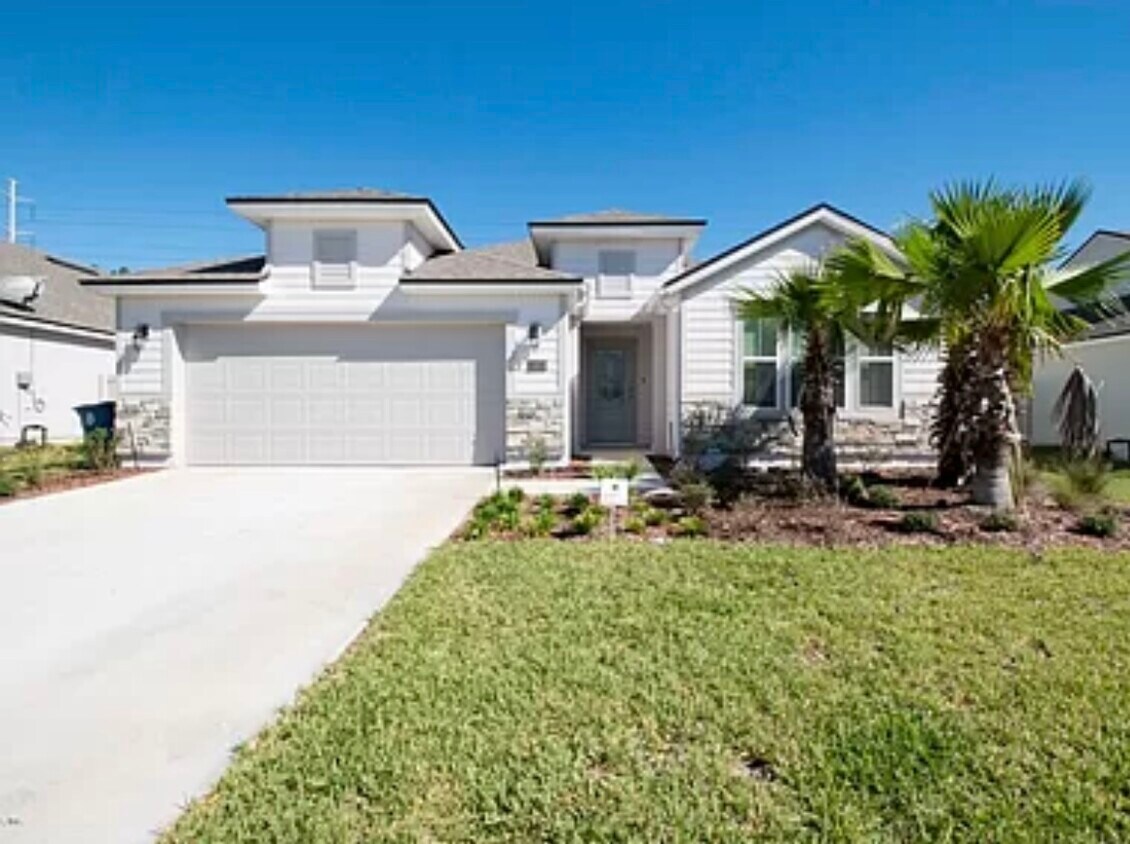 Foto principal - 15823 Whitebark Dr