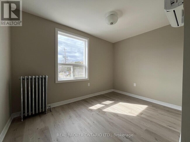 Building Photo - 395A Donlands Ave