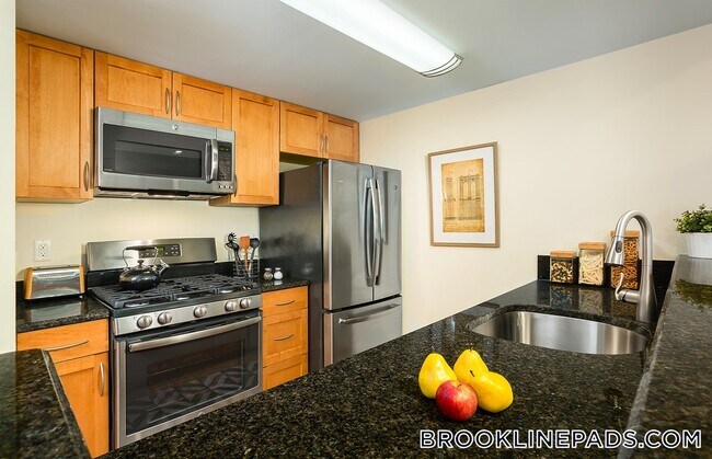 Building Photo - 36 Gerry Rd