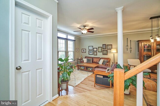 Foto del edificio - 1230 Weatherstone Ct