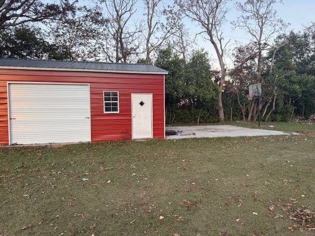 Building Photo - 4 Br Farm House