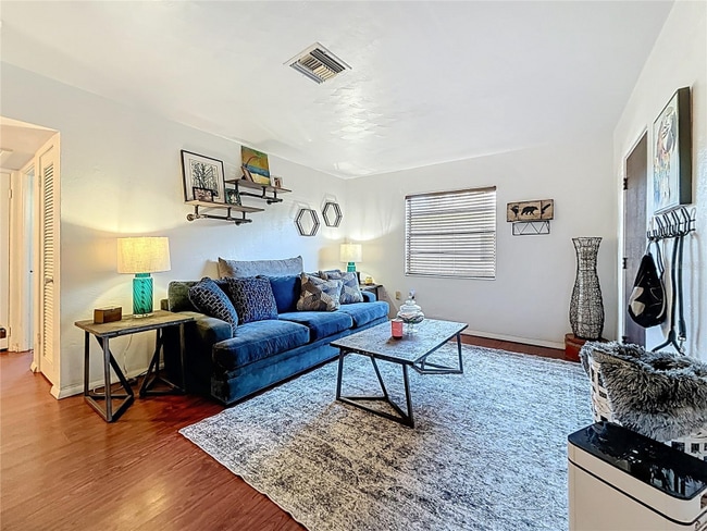 Building Photo - 3501 Beechwood Terrace
