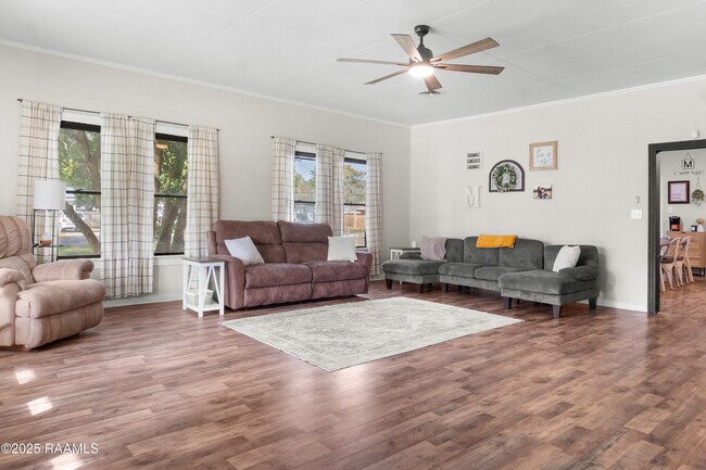 Foto del edificio - 501 Daspit St