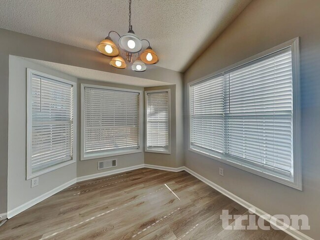 Foto del edificio - 118 Valleydale Dr