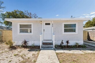 Building Photo - 9412 N Brooks St