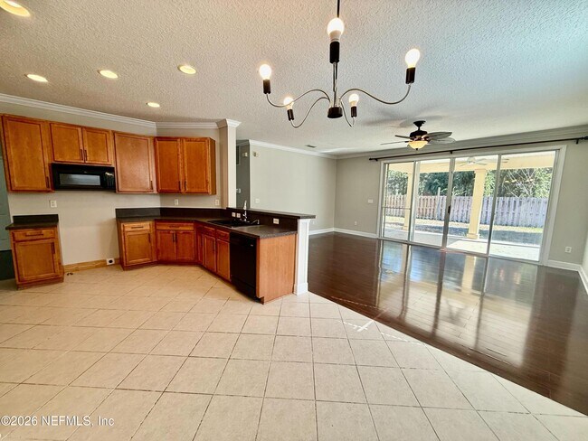 Foto del edificio - 3367 Turkey Creek Dr