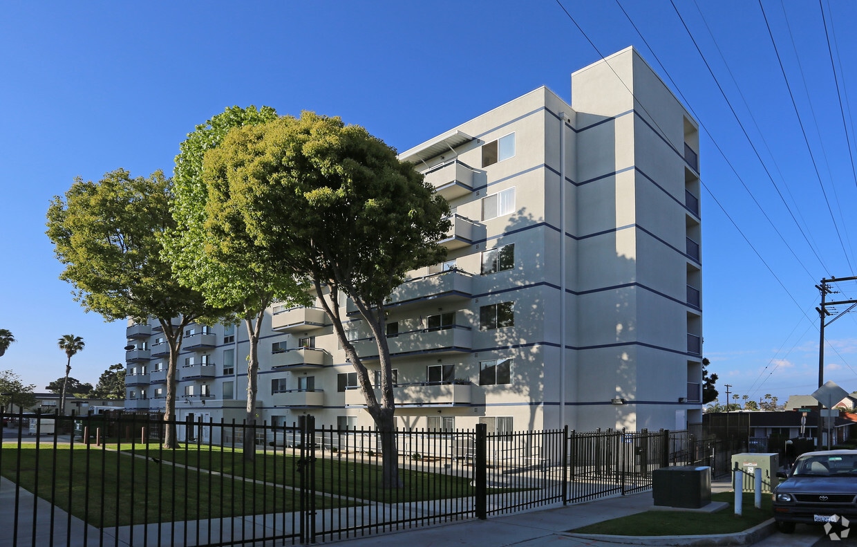 Building Photo - Mar Vista Church of God Homes