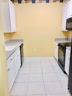 Building Photo - 4814 Cayview Ave
