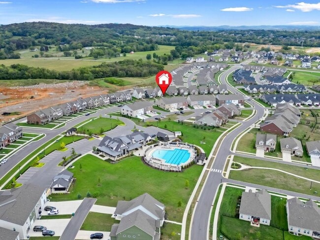 Building Photo - 722 Hahn Ct