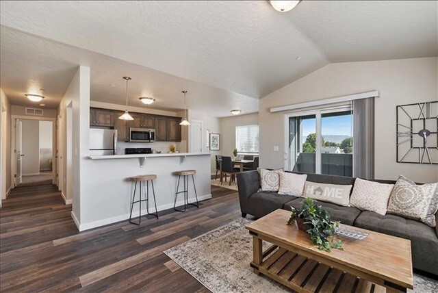 Foto del edificio - 11715 W King St