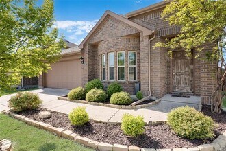 Building Photo - 754 Brookline Dr