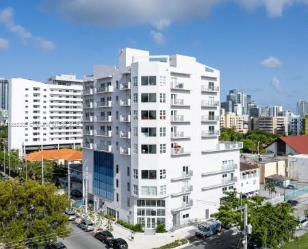 Foto principal - 39 NW 7th Ave
