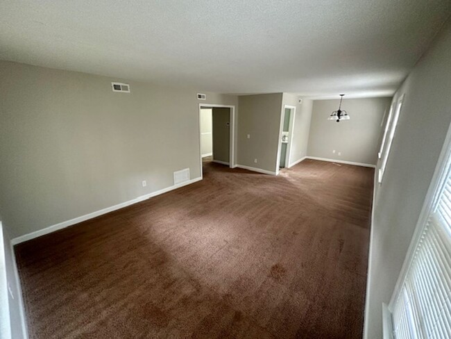 Foto del edificio - Trenholm Apartments