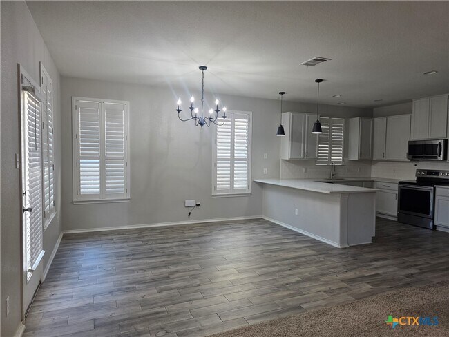 Foto del edificio - 1119 Lonesome Oak Drive