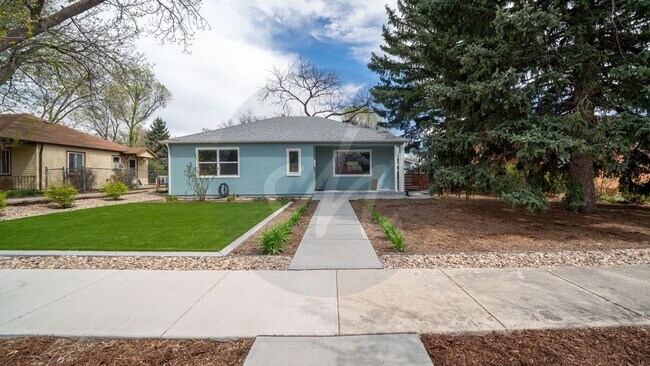 Foto del edificio - Immaculate rancher near Patty Jewett Neighborhood