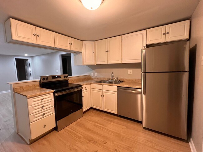 Building Photo - 311 Burke Ave