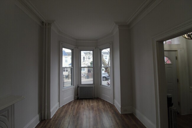 Foto del edificio - 118 Clinton Ave