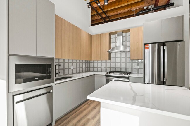 Building Photo - 153 W Ohio St