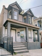 Building Photo - 595 15th Ave