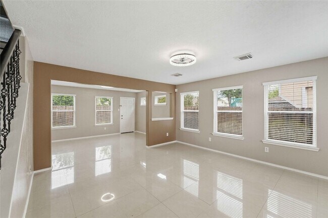 Foto del edificio - 11015 Shumard Oak Ct