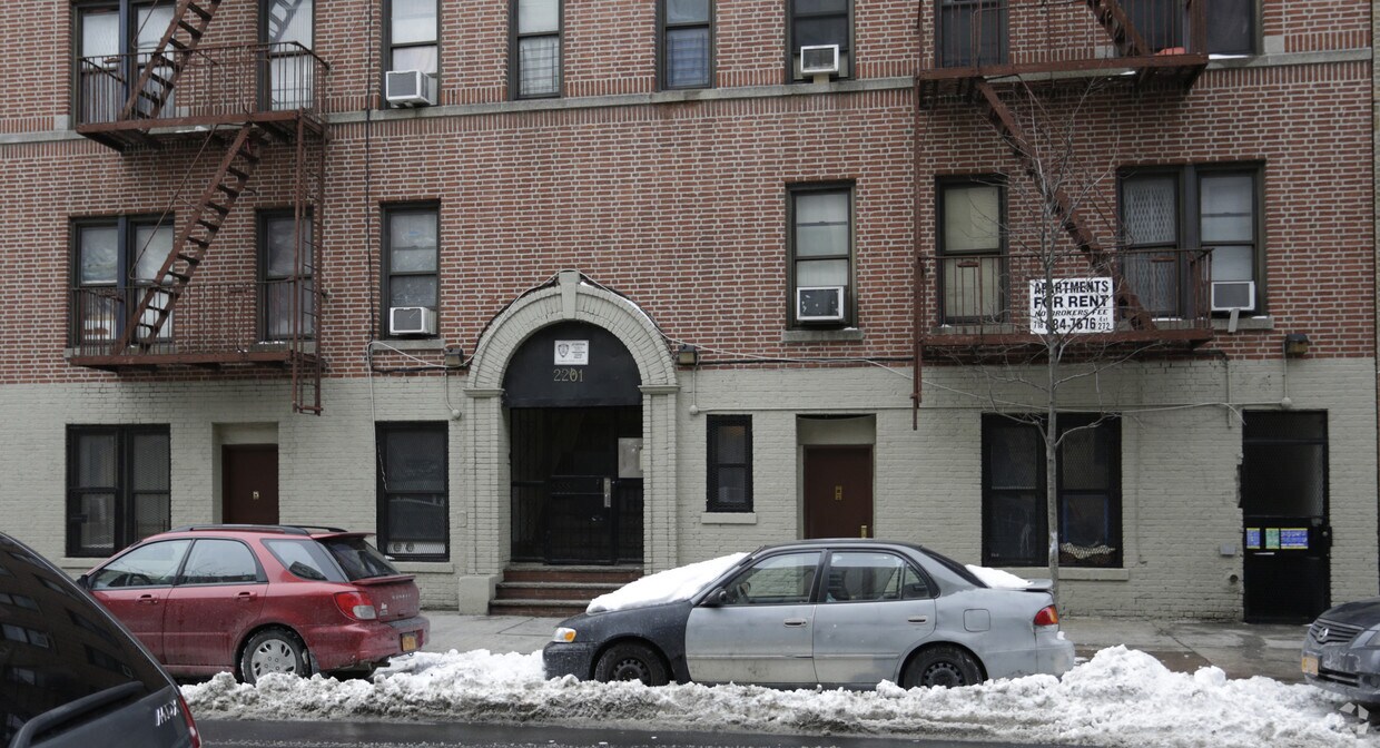 Building Photo - 2201-2195 Walton Ave