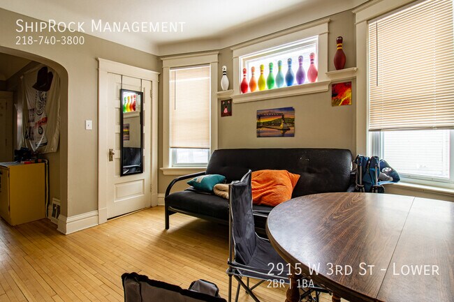 Foto del edificio - 2915 W 3rd St
