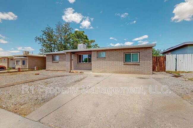 Foto del edificio - 5609 Alta Monte Avenue Northeast