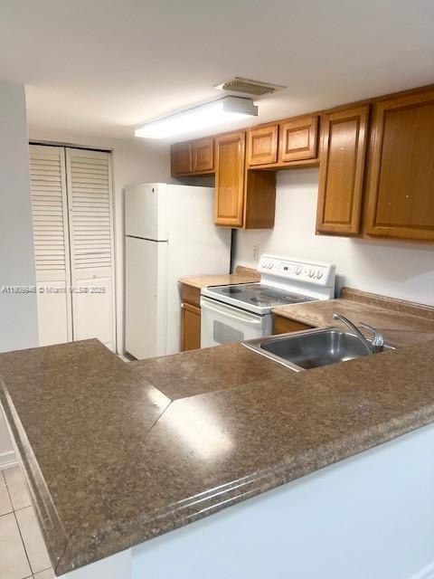 Foto principal - 10749 Cleary Blvd